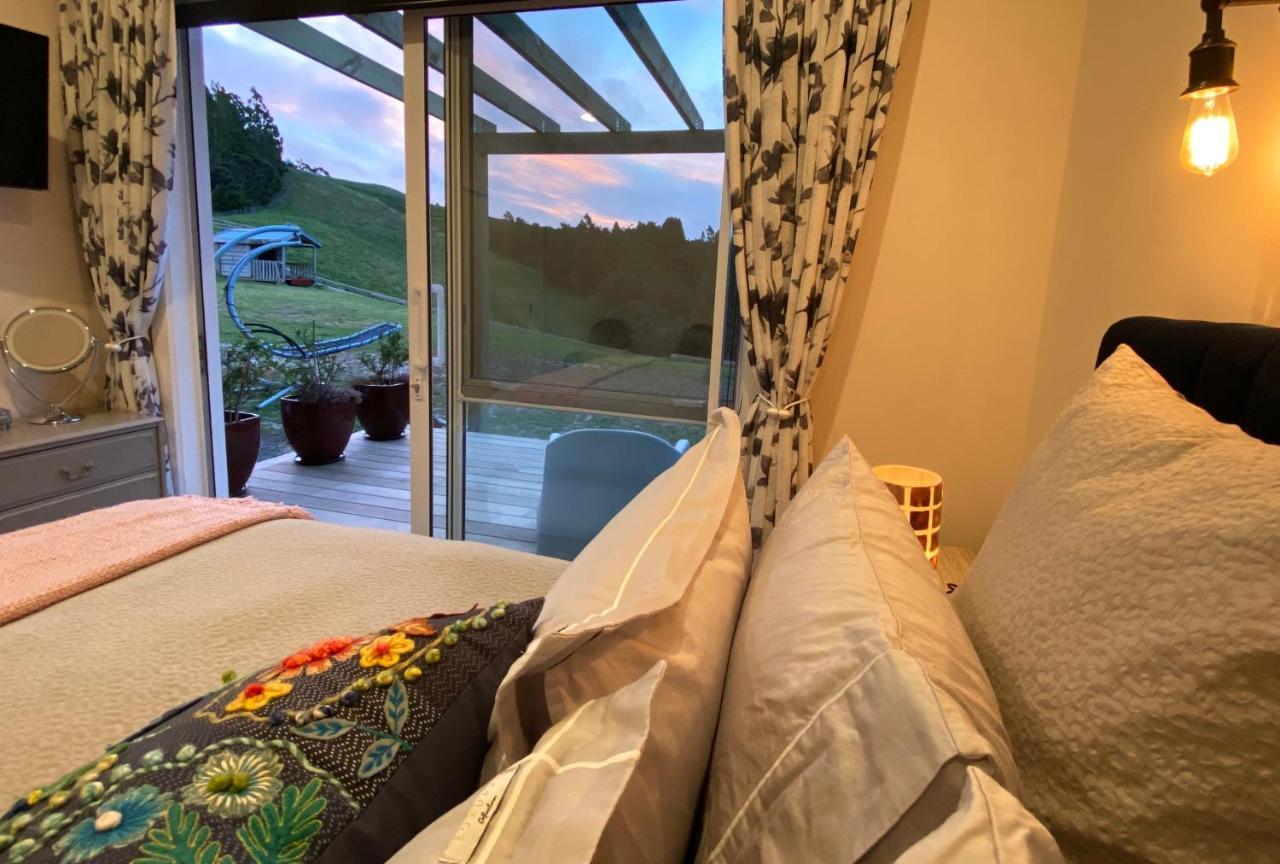 Kauri Glen Bnb Te Arai Ngoại thất bức ảnh